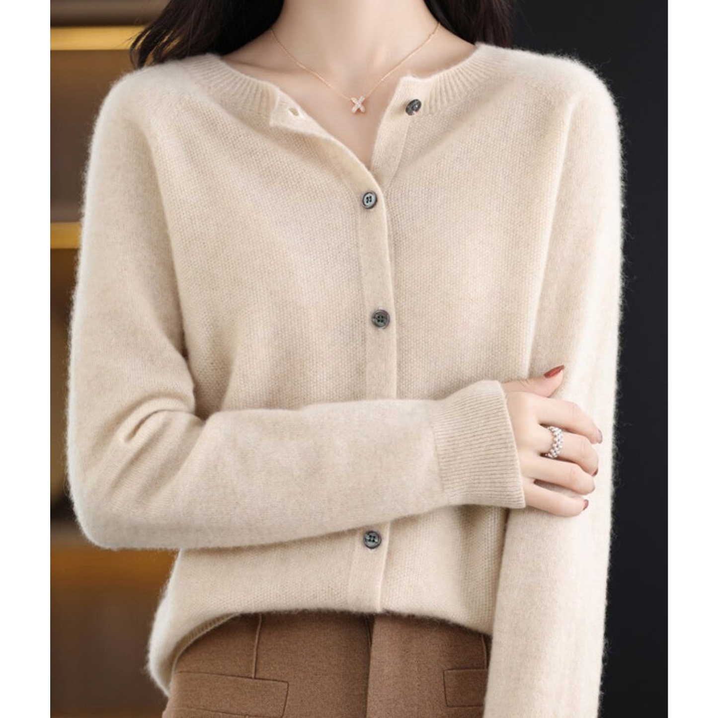 Damen Strickjacke aus reiner Merinowolle mit O-Ausschnitt – Pullover für optimalen Komfort