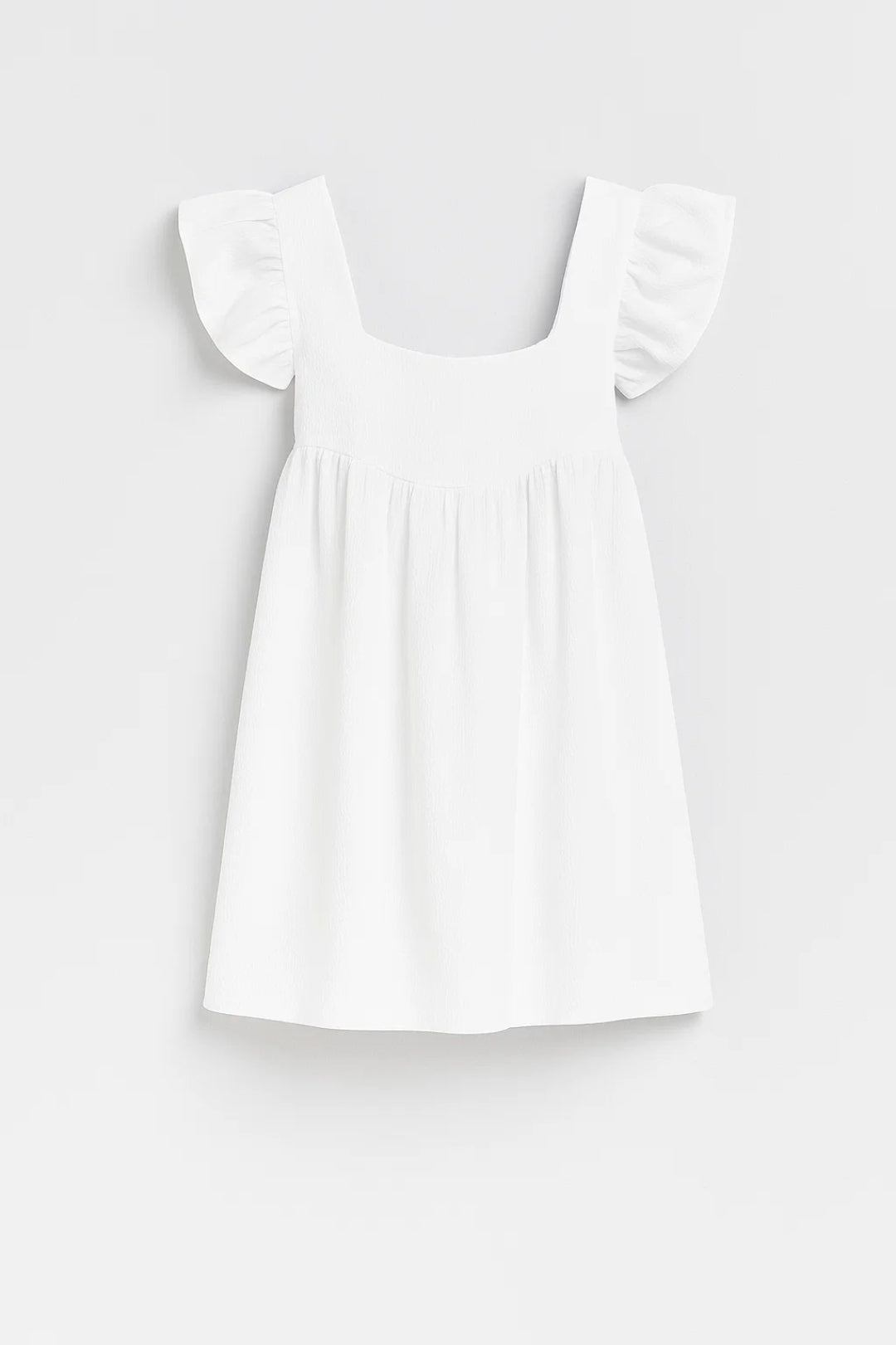 Daria | Kurzes weißes Kleid mit Rüschenärmeln | Leichter geprägter Stoff | Quadratischer Ausschnitt