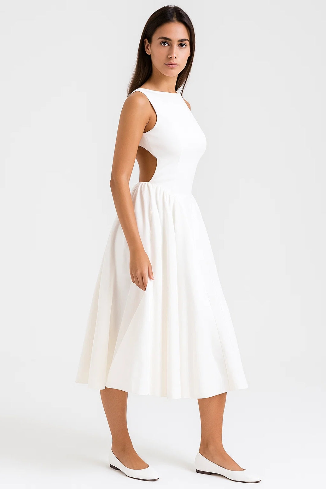 Sofia | Weißes Midikleid mit offenem Rücken | Ausgestellter Rock | Minimalistische Eleganz